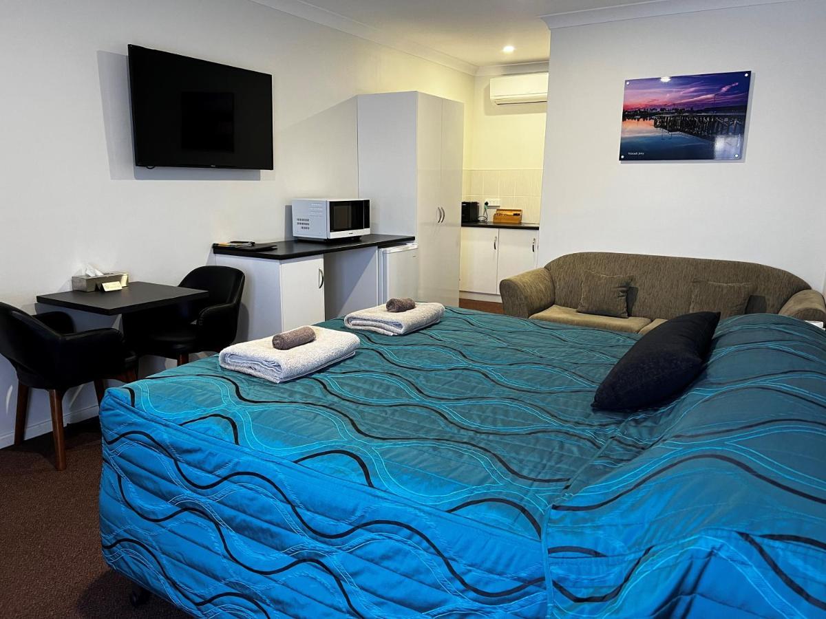 Augusta Courtyard Motel 포트아우구스타 외부 사진
