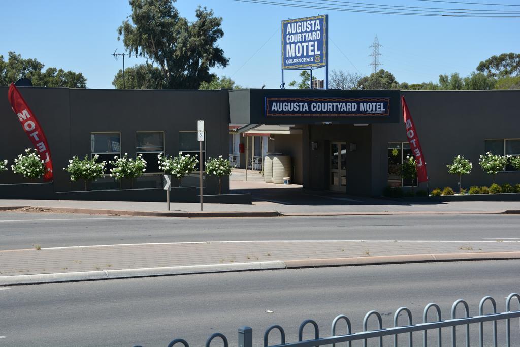 Augusta Courtyard Motel 포트아우구스타 외부 사진